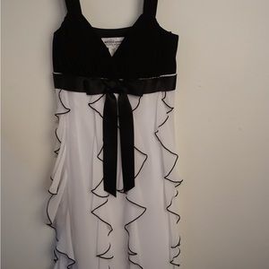 Betsy & Adam S fancy dress. Worn 1x.